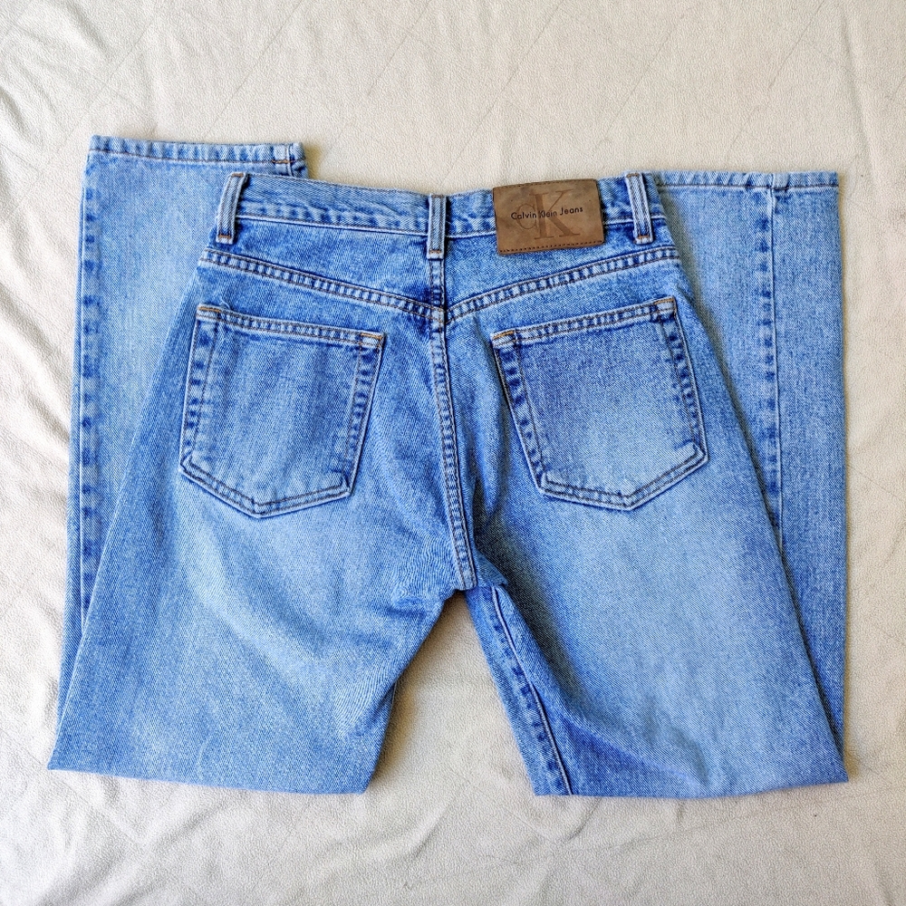 Calvin Klein Vintage Mom Jeans Ribcage Fit Juniors - Picture 3 of 9